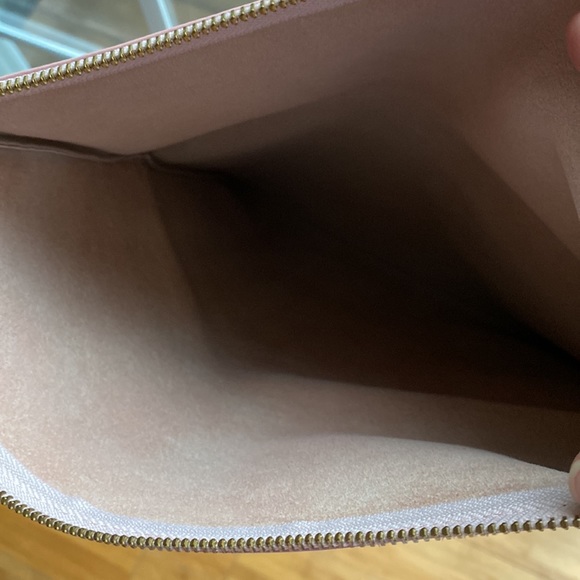 HOST PICK❤️Everlane fold over clutch (Last Price Cut) - Picture 5 of 8